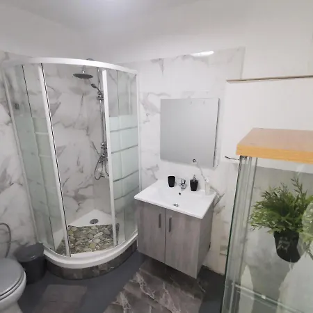 Lovely Cozy In The Entrance Of Nicosia *