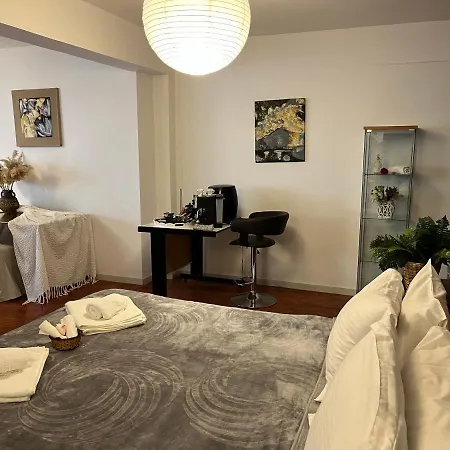 Lovely Cozy In The Entrance Of Nicosia *