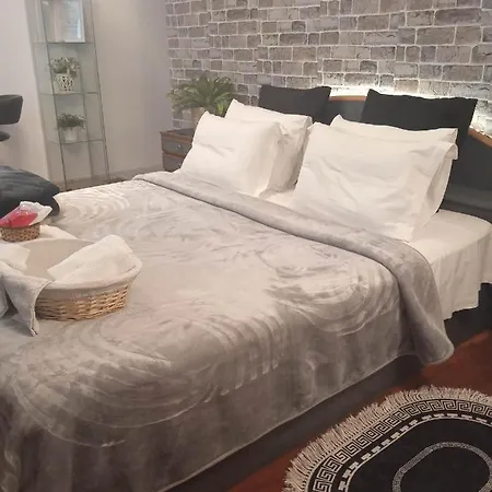Lovely Cozy In The Entrance Of Nicosia